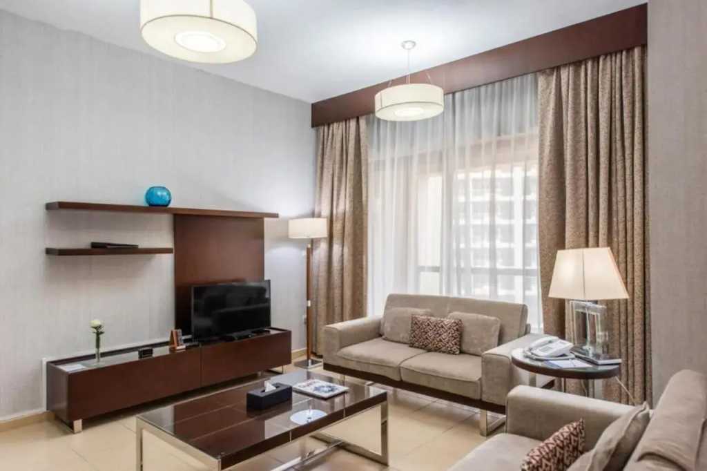 Suha JBR