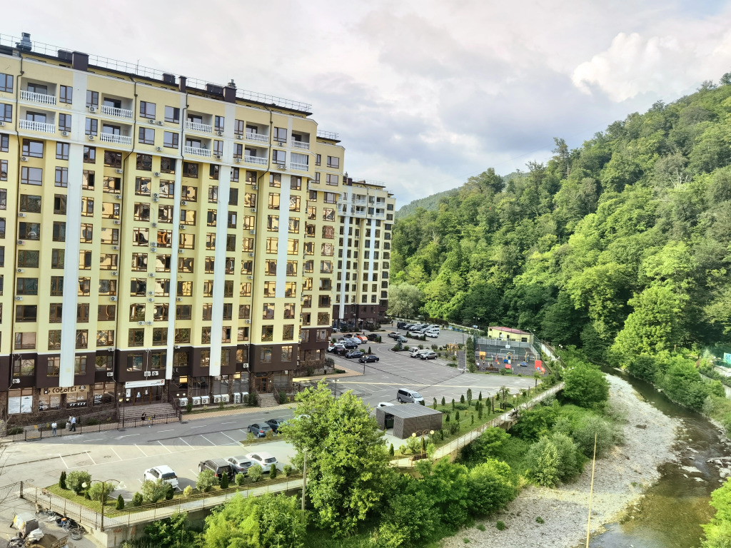 Уютная квартира с балконом и видом на горы. Кватро 119