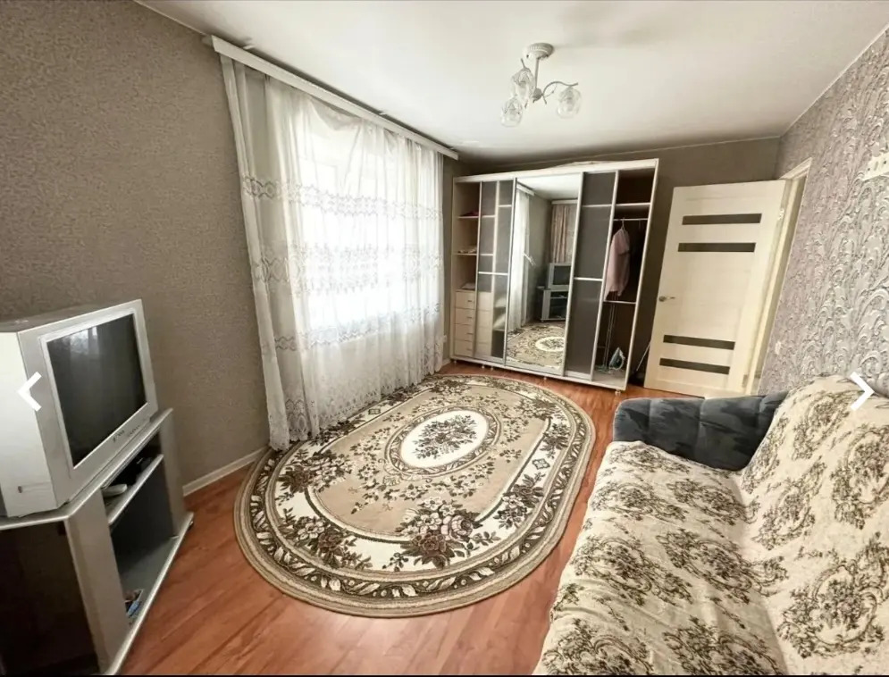 Квартира Двухкомнатная квартира в районе рынка