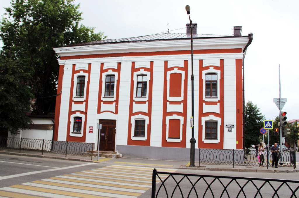 Хостел Сарацин на Большой Красной