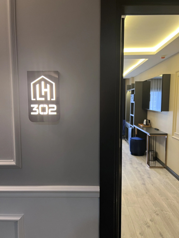 Plus Hotel & Private Transportation İstanbul Airport-By Loft