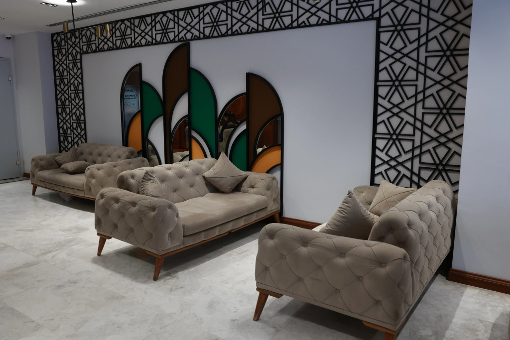 Revia Square Hotel