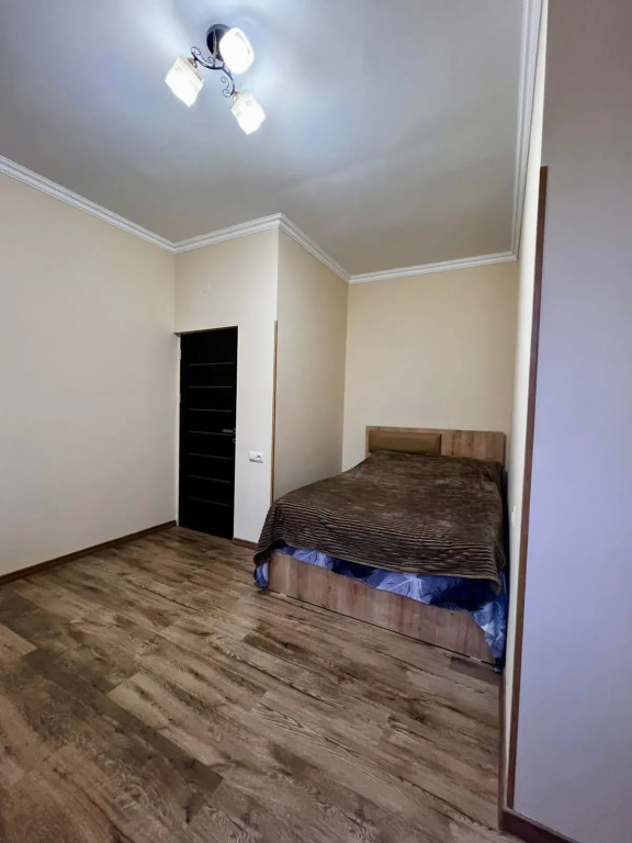 Частный Дом New 3 bedroom house each room rentable separately