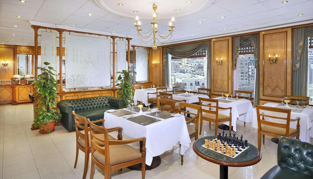 Отель Cairo World Trade Center Hotel & Residences
