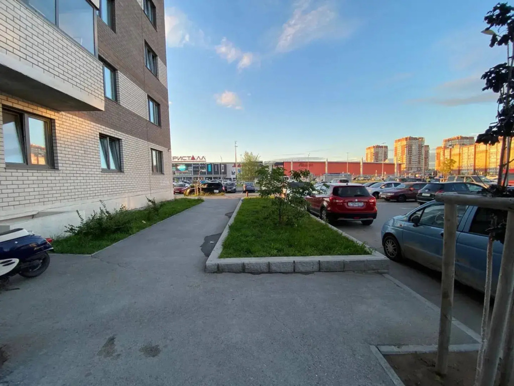 Квартира Отличная, уютная студия в ЖК Крислалл Crystal apartment