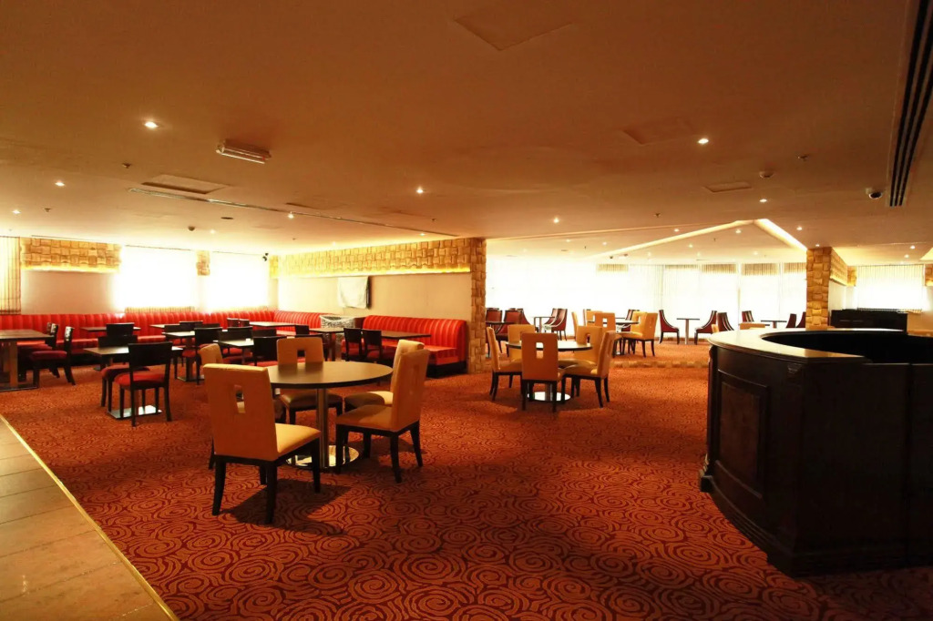 Golden Ocean Hotel
