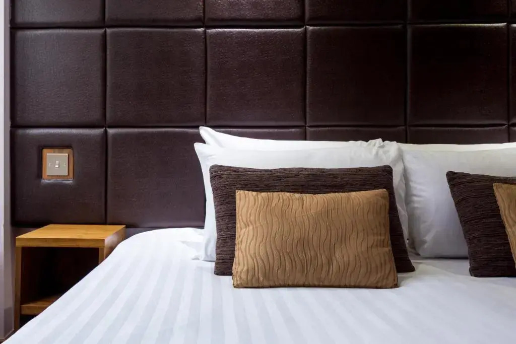 Roomzzz Leeds City