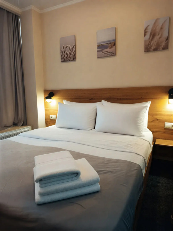 VeryHotel