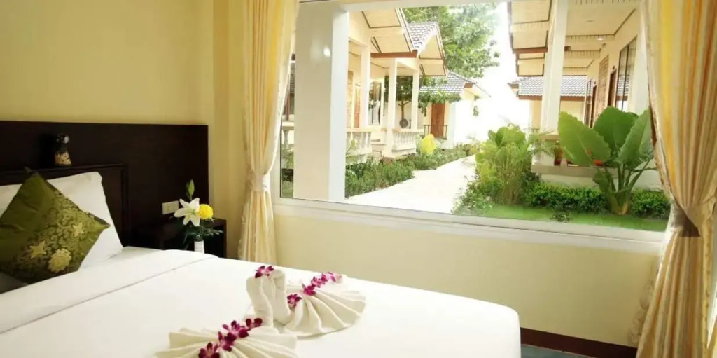 Курортный отель Amantra Resort & Spa