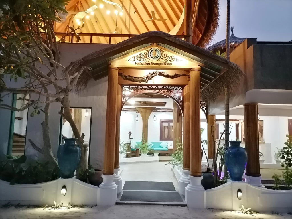 Island Luxury Boutique Hotel - Fulhadhoo