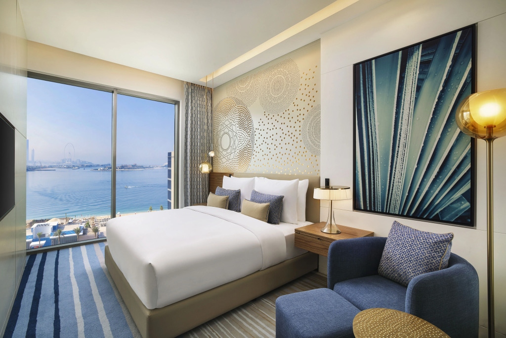 Отель Tumbi Hotel Dubai The Palm, Tapestry Collection by Hilton