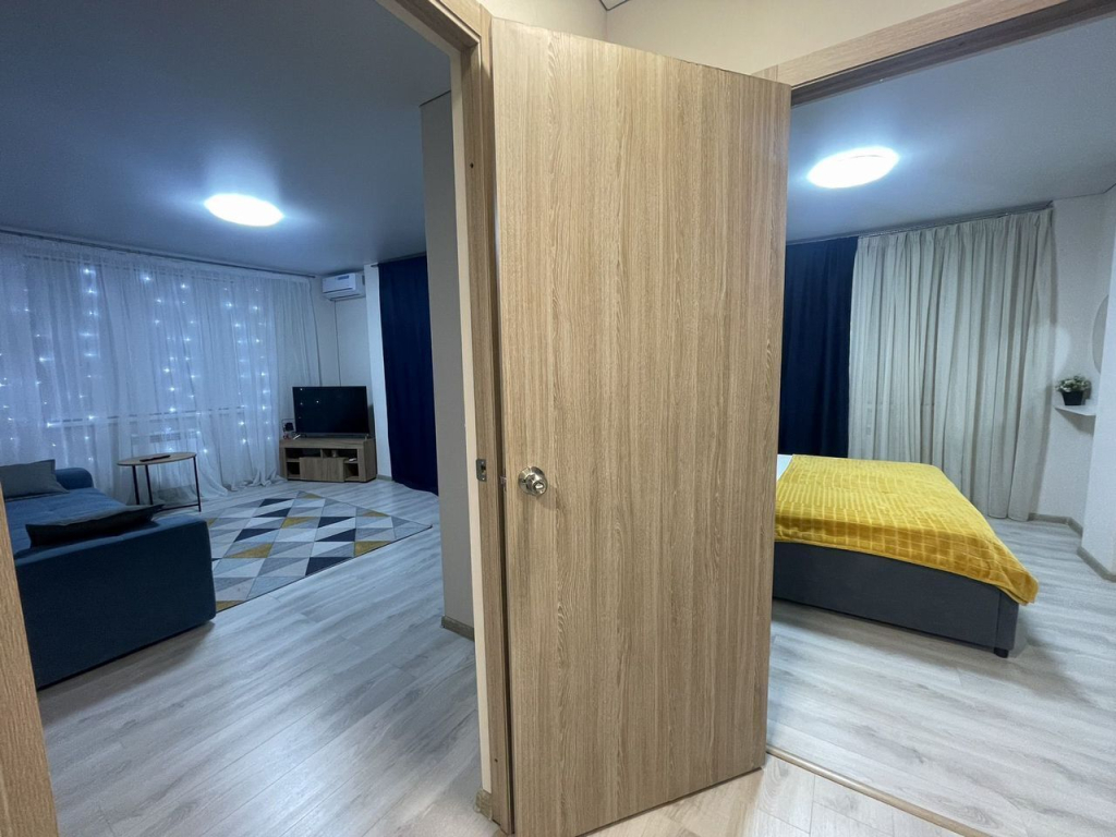 Квартира Двухкомнатная в новом доме со свежим ремонтом