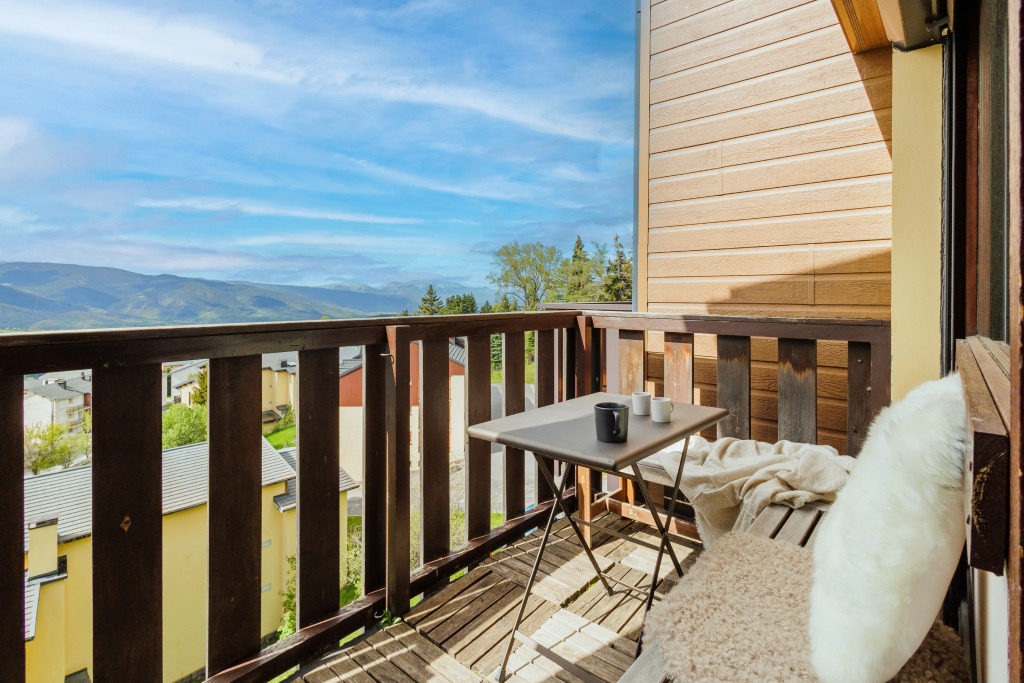 Апартаменты Anana Balcon Cerdan | Duplex with Views