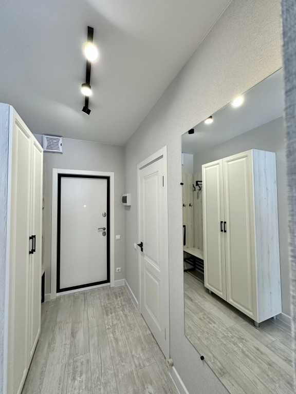 Квартира Enigma Apartments - Студия с панорамным видом на набережную и реку Свияга