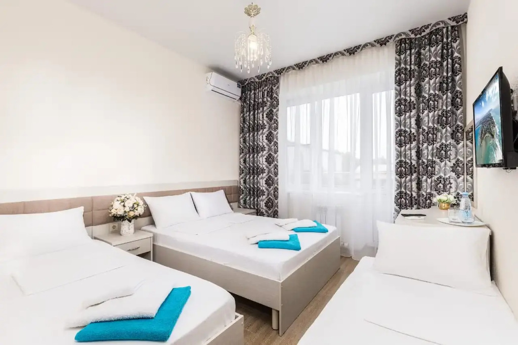 Seven Seas Hotel