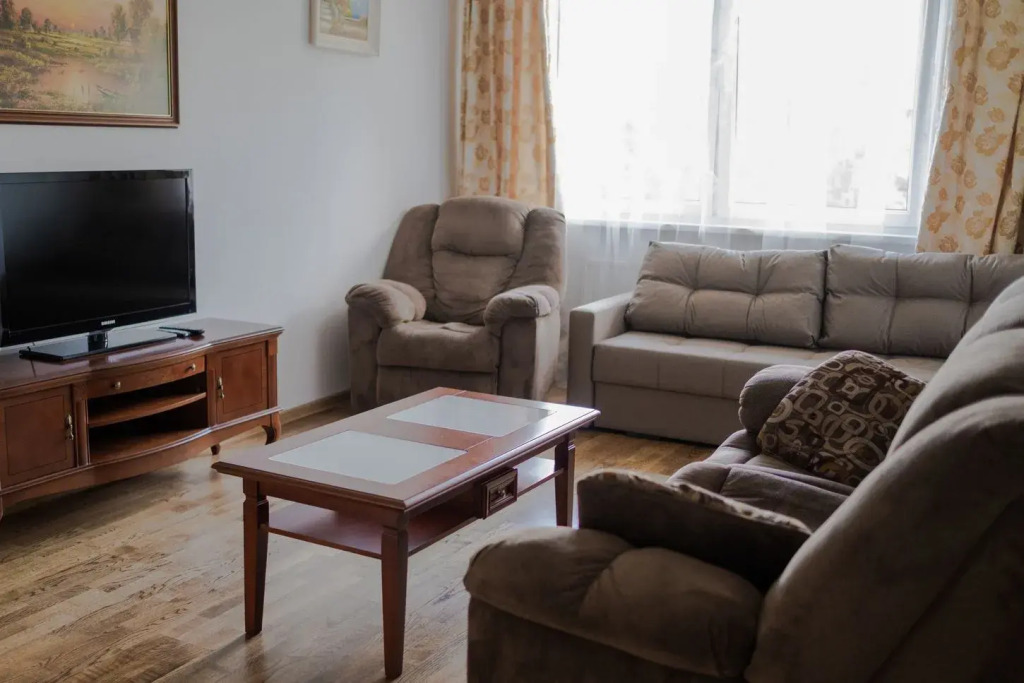 Квартира В Парковом переулке 7