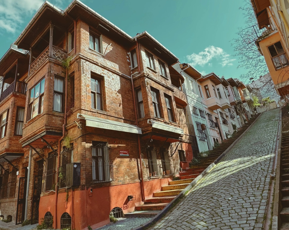 Квартира Two-Bedroom in Historic Mansion Old Town