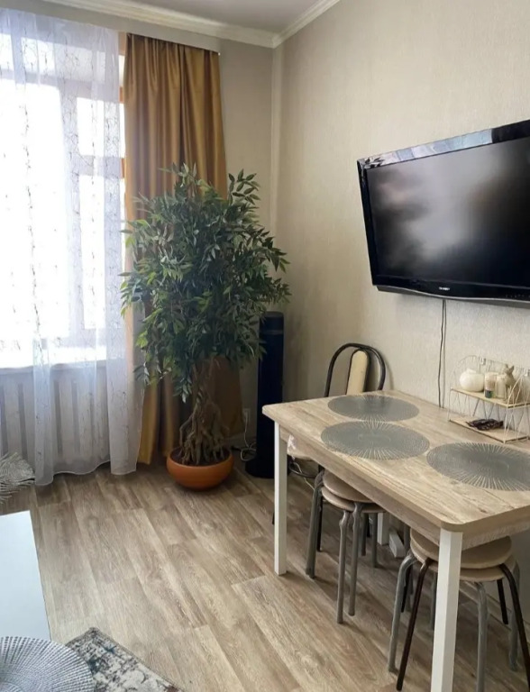 Квартира Трехкомнатная квартира у стадиона