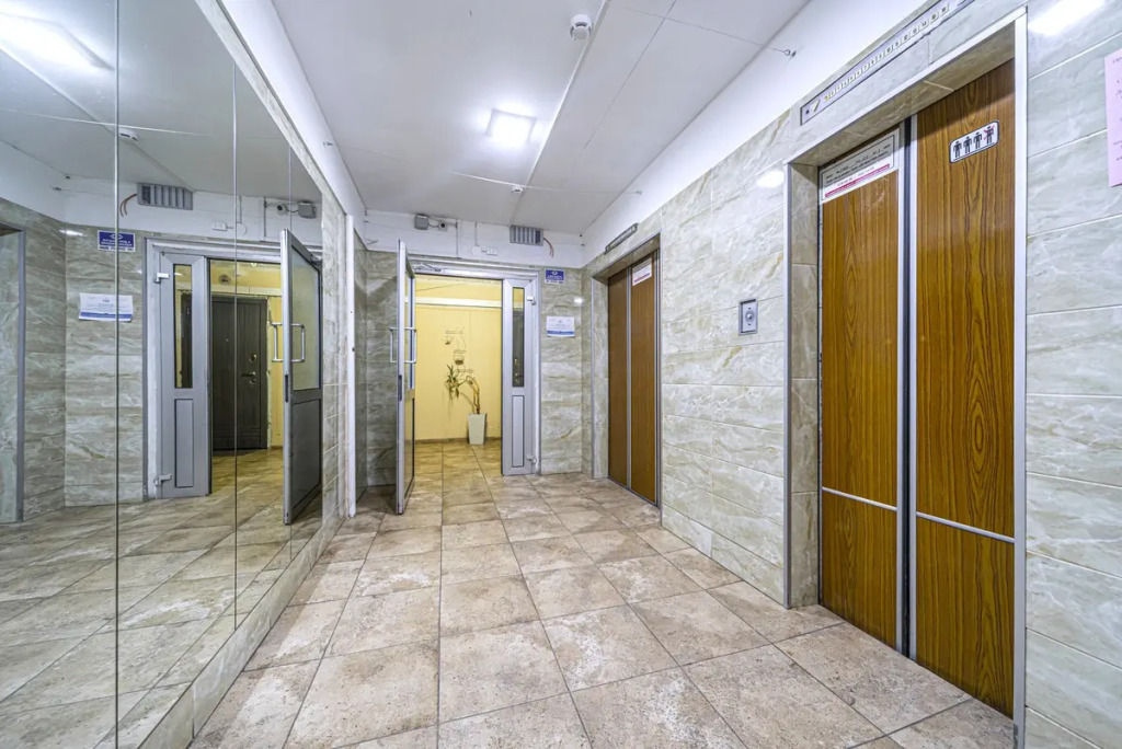Квартира 2-х комнатная на Серебристом бульваре