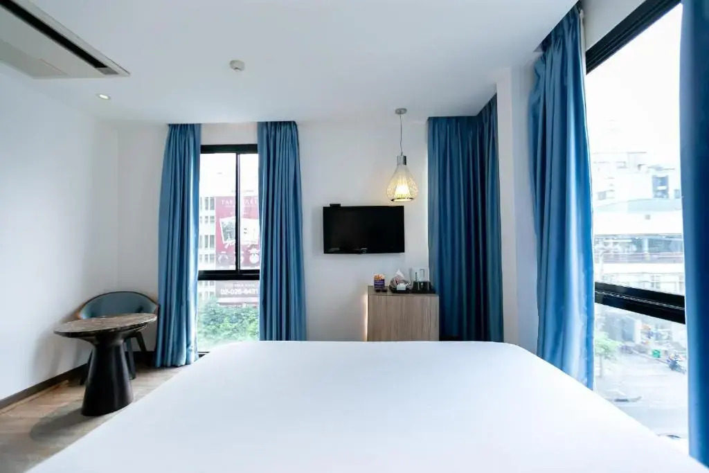 UNO Express Asoke Sukhumvit Bangkok