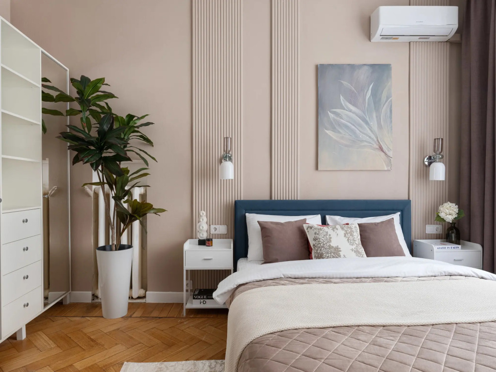 Квартира GM Apartments Четверка на Патриках в вишнёвых тонах