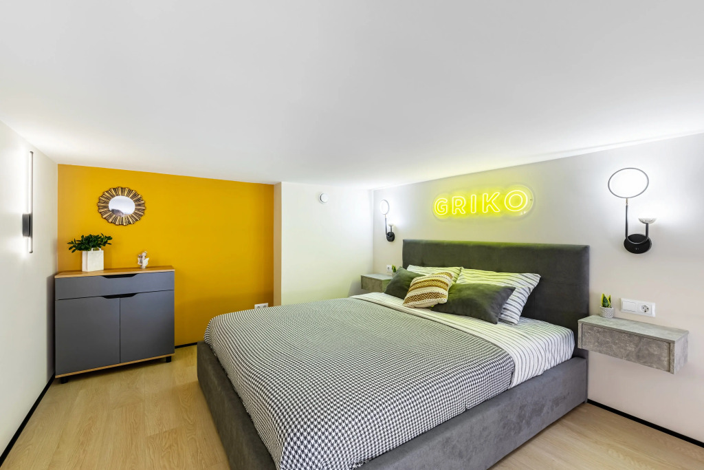 Апартаменты YELLOW Studio