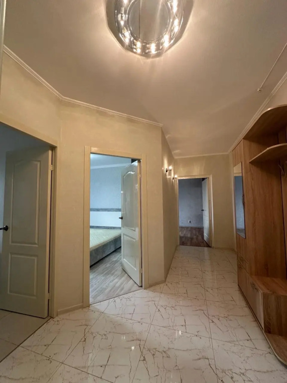 Квартира 77