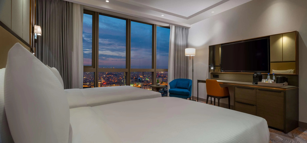 Centro Westside by Rotana