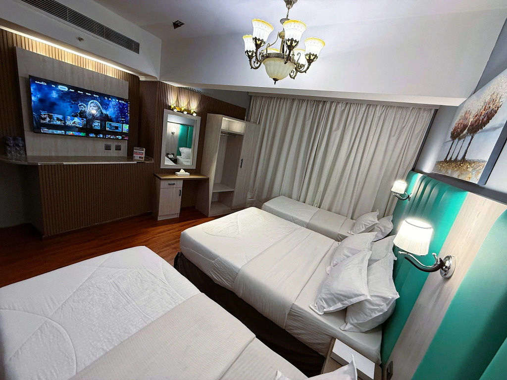 Hafez Hotel Apartments - Al Ras Metro Station