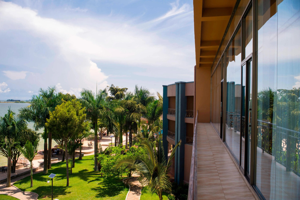 Отель Protea Hotel by Marriott Entebbe