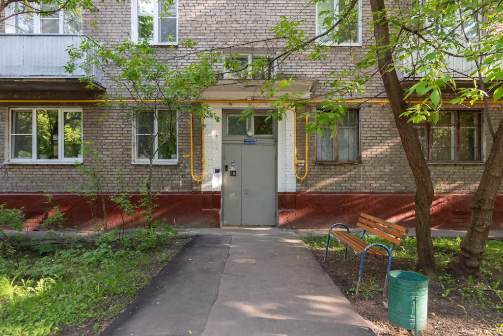 Квартира Двухкомнатная квартира у метро Люблино
