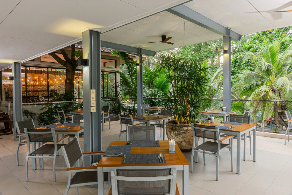 Dewa Phuket Resort & Villas, Nai Yang Beach