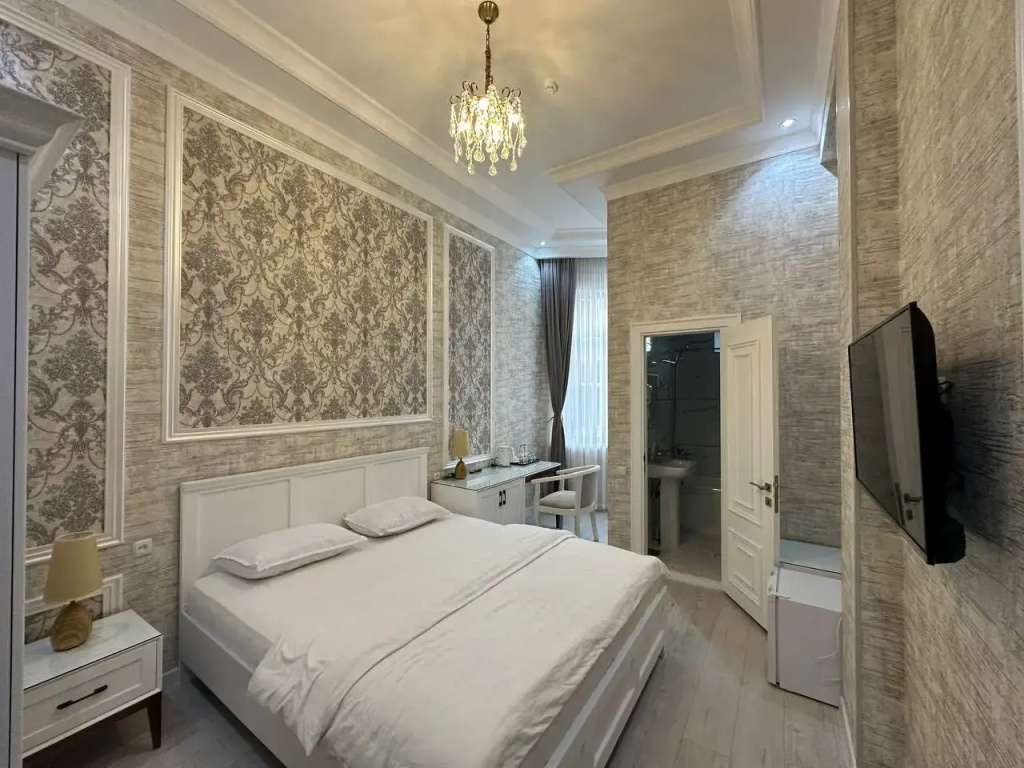 Izumrud Palace Hotel