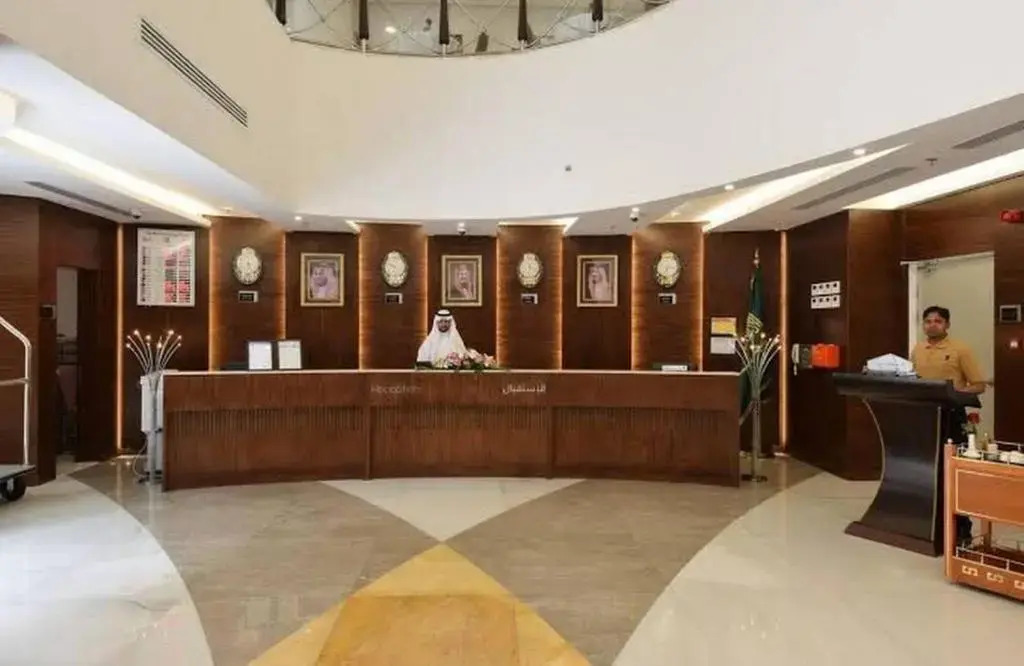 Отель Lumain Hotel Al-Tahlia Jeddah