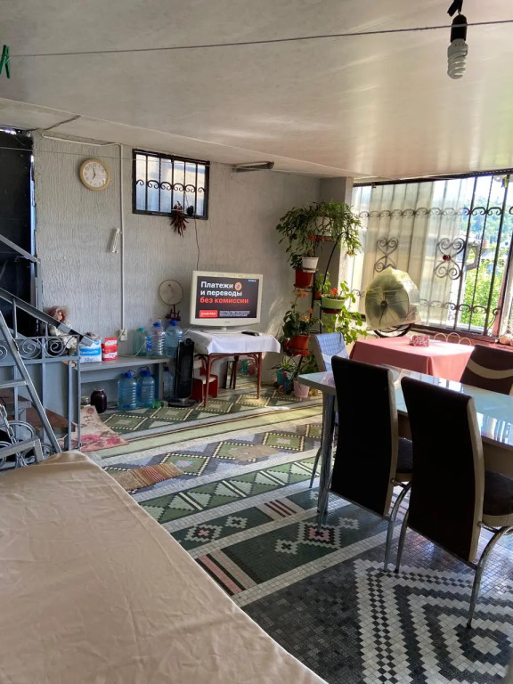 Liya Private House
