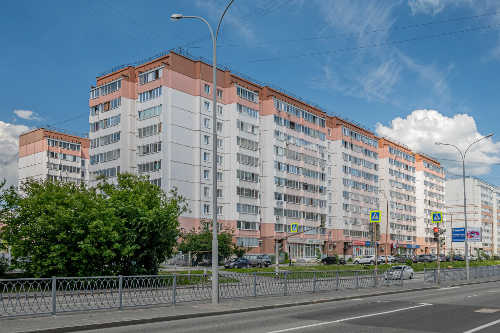 Квартира на Бакинских Комиссаров 107