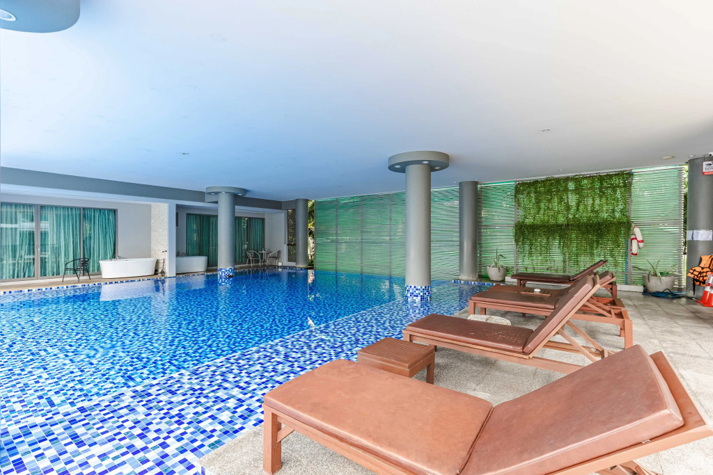 Апартаменты Majestic 2BR Residence with garden view in Regent