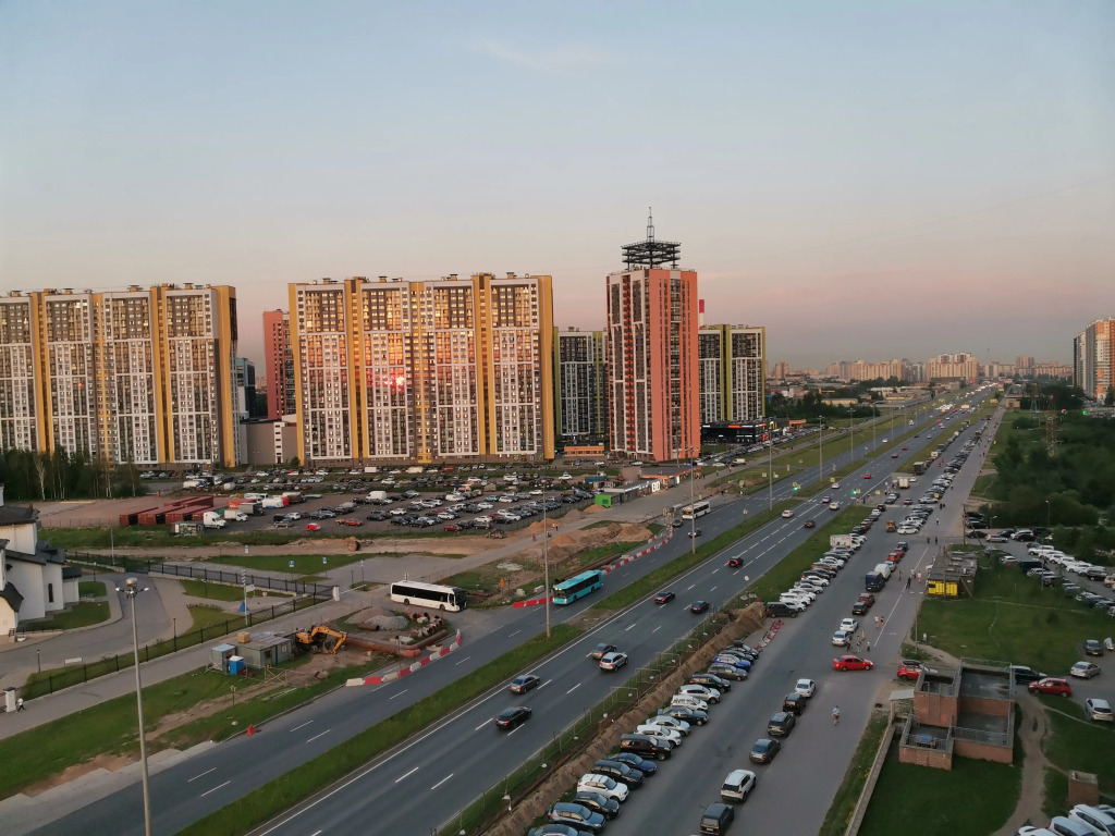 Квартира Комфорт 3-К Парашютная