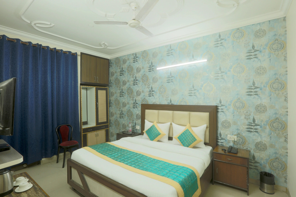 Отель Airport Mayank Residency