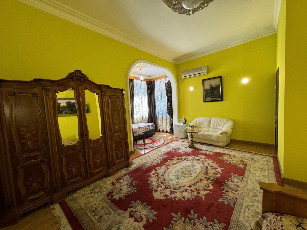 Hotel Queen-Batumi
