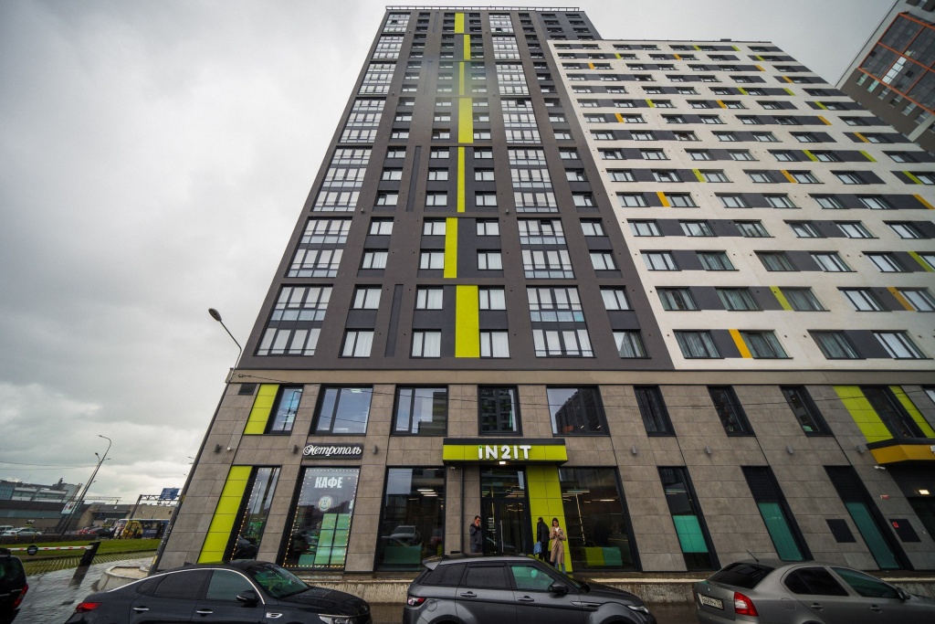 V 3 Minutakh Ot Metro Kupchino Apartments
