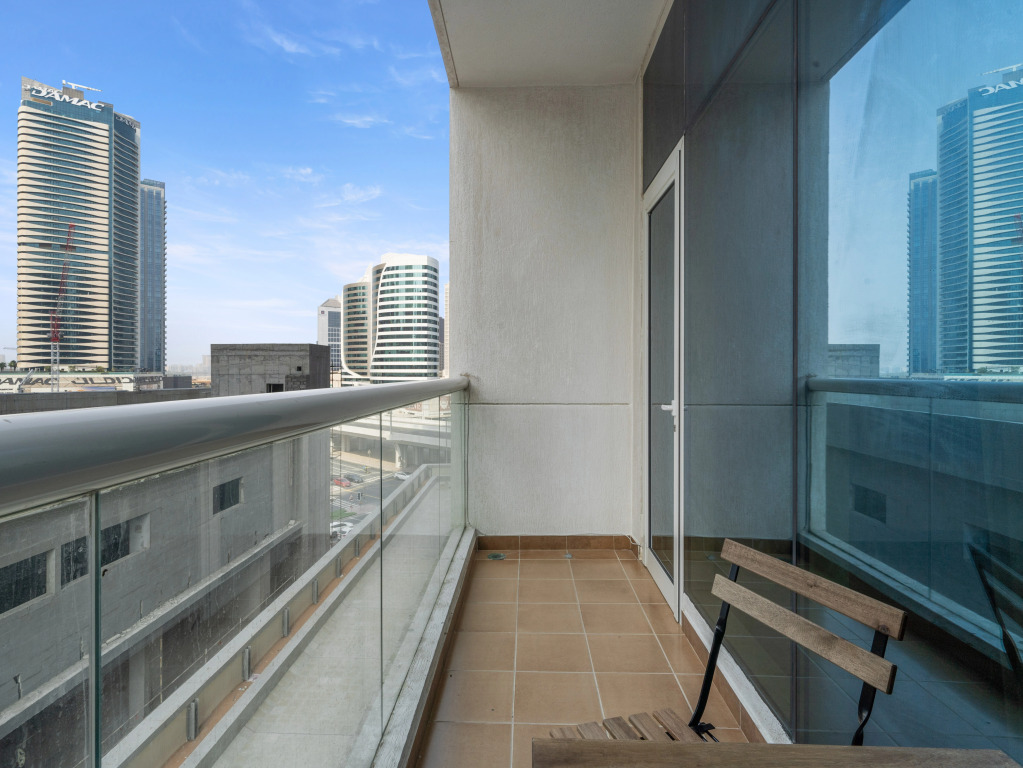 Апартаменты Upgraded Cozy 1BR-5 mins from Dubai Mall-City View
