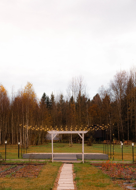В Кронах ‎
