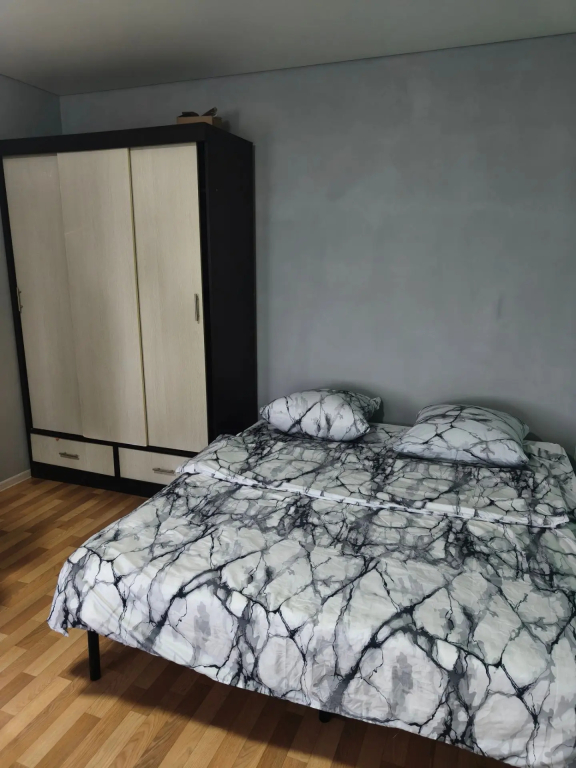 Квартира Однушка с огромной кроватью