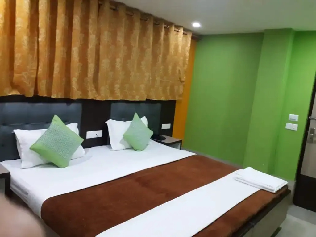La Casa Hotel