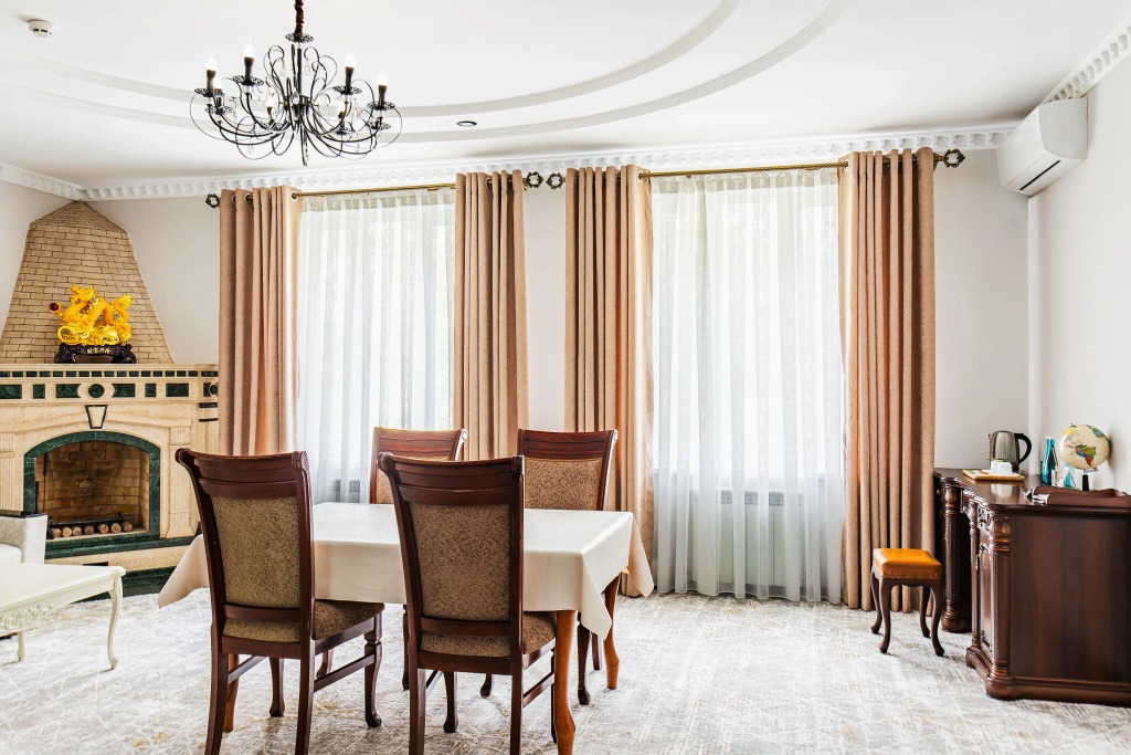 Отель Grand Nur