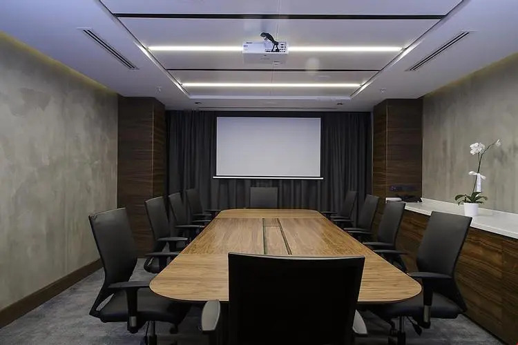 Bof Hotels Business