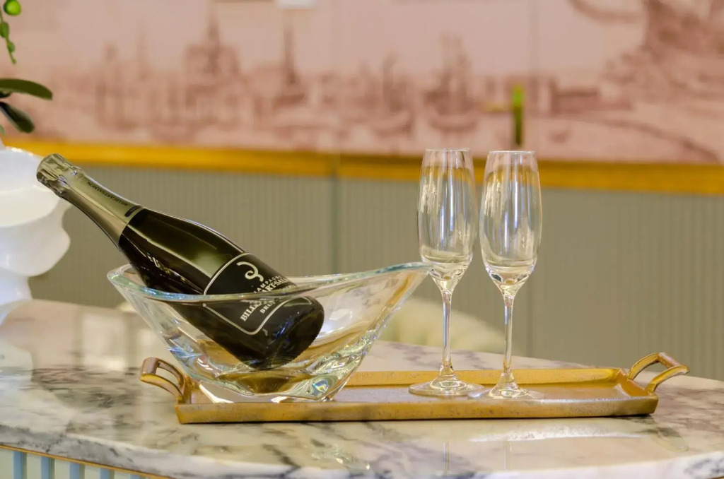The Emerald House Lisbon - Curio Collection By Hilton
