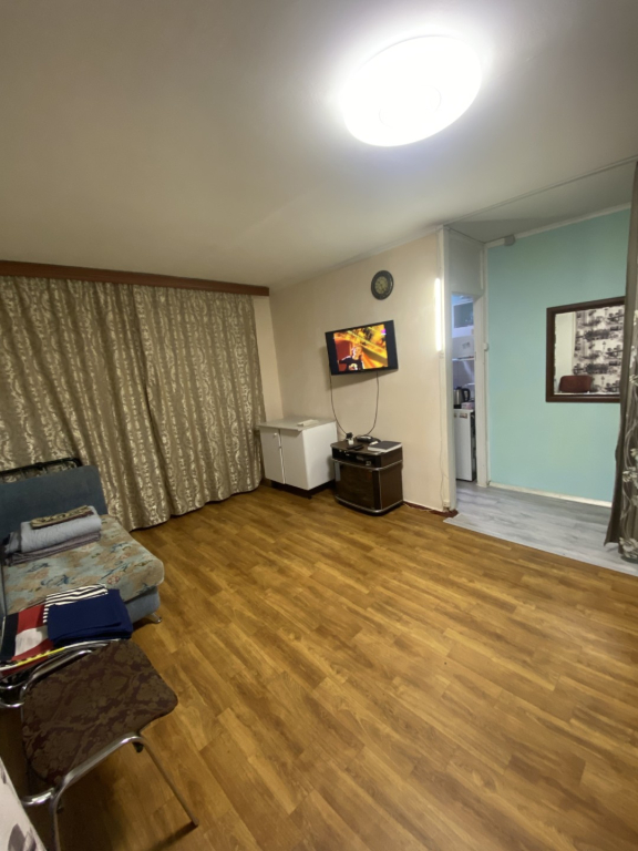 U Metro Novogireevo Flat