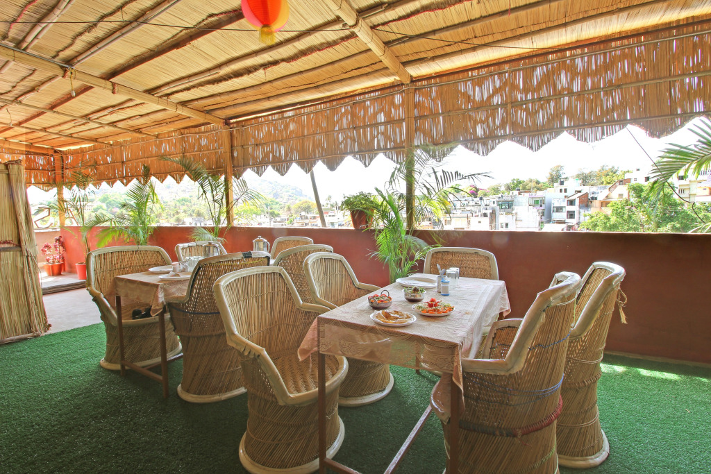 Отель Ashoka Mount Abu